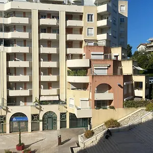 https://palais-des-arts-proche-tram-et-promenade.fr-provencehotel.com