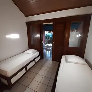 Duplex Climatisé - Piscine-plage - 1 à 4 Personnes Sainte-Anne