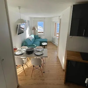 https://les-menuires-appart-2-pieces-4-pers-balcon-plein-sud.hotels-rhonealpes.com